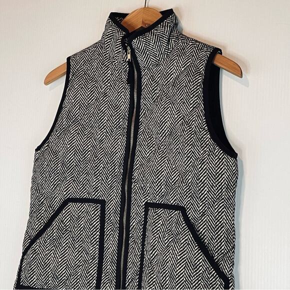 J. Crew herringbone quilted style full zip vest with pockets black trim size XS - Picture 4 of 13